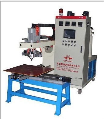 湖州Pu滤清器点胶机 精密点胶设备的创新应用与市场价值